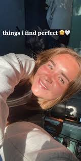 Abbie Arnold's Instagram, Twitter & Facebook