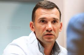 Главный тренер андрей шевченко выпустил шапаренко на. Dynamomania Com Andrej Shevchenko Samyj Molodoj Trener Sredi Kolleg Na Evro 2020