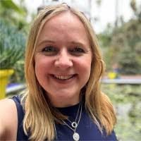 Natalie Marchant's Instagram, Twitter & Facebook