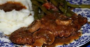 Dredge steaks in flour mixture. Deep South Dish Southern Style Cube Steaks And Gravy