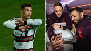 The official manchester united website with news, fixtures, videos, tickets, live match coverage, match highlights, player profiles, transfers, shop and more. Man Utd News Nemanja Matic Mocks Bruno Fernandes Over Cristiano Ronaldo S Non Goal Metro News