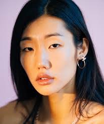 Jeannie Sheppard's Instagram, Twitter & Facebook