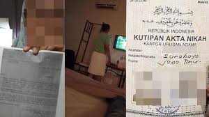 Aa mengaku nekat menjalin hubungan dengan sang adik karena ejekan tetangga yang menyebutnya perjaka tua. Terungkap Masa Lalu Polisi Yang Tiduri 2 Istri Orang Poroti Selingkuhan Hingga Mantan Tahanan Serambi Indonesia
