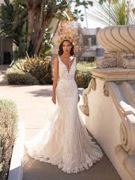 Organic Floral Vine Lace Mermaid Wedding Gown H1448 In 2020 Wedding Gowns Mermaid Lace Mermaid Wedding Dress Wedding Dresses Romantic