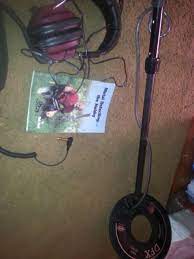 In my first few minutes as a detectorist, i was happily. Just Bought A Whites Dfx Any Tips For A Beginner Friendly Metal Detecting Forums