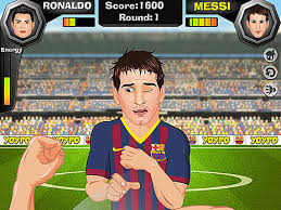 Participa en el torneo de la eurocopa con tu equipo de futbol y gana todos los p. Ronaldo Vs Messi Fight Game Play Online At Y8 Com
