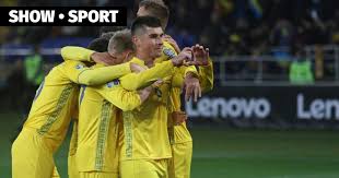 Aktueller kader der ukraine , spielplan, ergebnisse, liveticker, news und gerüchte. Uefa Uber Die Form Der Nationalmannschaft Der Ukraine Fur Die Euro Genehmigt In Ubereinstimmung Mit Den Regeln Der Ausrustung Team Ukraine Game Form