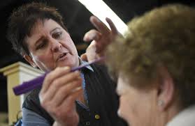 Photos Giving Back At Evans Hairstyling College Lindon News Heraldextra Com