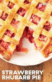 This Classic Strawberry Rhubarb Pie Will Steal Your Heart Recipe Rhubarb Recipes Pie Strawberry Rhubarb Pie Recipe Rhubarb Recipes