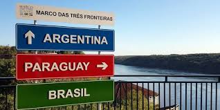 En toda su extensión de 1365 kilómetros, cruza una variedad de terreno. Protesta Que Involucra A Brasil Paraguay Y Argentina Solicitara La Apertura De Puentes El Independiente Iguazu
