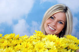 60+ Beautiful Woman Enjoying Daisy Field And Blue Sky Stock Photos,  Pictures & Royalty-Free Images