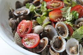 Kerang rebus air asam thai viral. Kerabu Kerang Thai Yang Menbangkitkan Selera Azie Kitchen