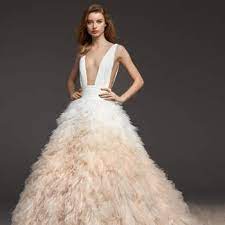 Top marken günstige preise große auswahl Brautkleider Mit Voluminosem Rock Wahlen Sie Fur Ihre Hochzeit Aufmerksamkeit Pur