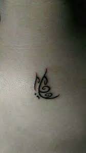 Pin By Sarah Sloane On Cosas Para Hacer Tiny Butterfly Tattoo Tattoos For Daughters Butterfly Tattoo Designs