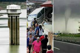 Interactive weather map allows you to pan and zoom to get unmatched weather details in your local neighborhood or half a world away from the weather channel and weather.com. Dry Muddy Very Windy Malaysian Weather Goes Extreme In 2014 The Star