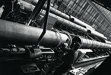 È quella dell'acciaieria ilva di taranto, il maggior stabilimento per la lavorazione dell'acciaio in il caso, che non si è ancora concluso, risale al 2012, quando la procura di taranto stabilì la chiusura. Acciaierie Di Taranto Wikipedia