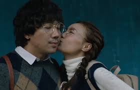 Dù đã đóng máy, dàn diễn viên chính "Cua lại vợ bầu" vẫn hoang mang không  biết kết thúc phim thế nào…