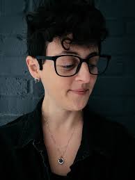 Pendientes de meteorito auténticos Pendientes redondos o pendientes  colgantes Postes de meteoritos genuinos, Joyas celestiales, We Are Star  Stuff