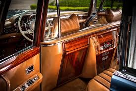 W100 600 Interior Mercedes Benz Dealer Mercedes Benz Maybach Mercedes Benz Cars