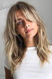 To Get A New Look It Is Not Necessary To Go With A Different New Hairstyle You Can Go Wit Medium Length Hair With Bangs Course Hair Medium Length Hair Styles
