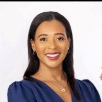 Anika Smith's Instagram, Twitter & Facebook