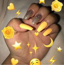 Yellow And Black Acrylic Nail Designs Yellow Rounded Acrylic Nails Yellow Nails Black Gel Nails