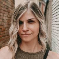 Sabrina Zimmer's Instagram, Twitter & Facebook