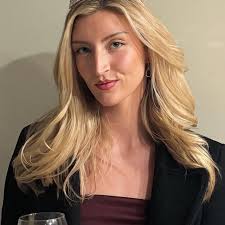 Julia Casey (@julialauren.jl) • Instagram photos and videos