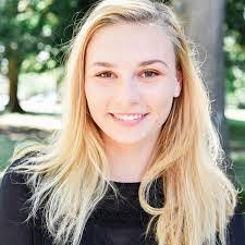 Elise Boyce's Instagram, Twitter & Facebook