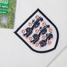 2 team shirts voor €30. Score Draw England Home Campbell 16 Retro Shirt Euro 96 Retro Flex Printing
