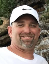 Jackie Hecht's Instagram, Twitter & Facebook