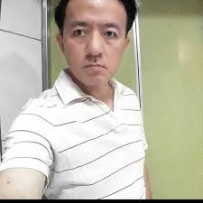 瓦力唱片行- 很多人家裡都有一台鋼琴，卻沒有彈鋼琴的人。  其實不必太過驚訝。望子成龍，望女成鳳的父母，比比皆是。孩子還小的時候，自己的經濟情況也還沒完全獨立，但為了孩子的未來，說什麼也要咬了牙，拼下去，讓他們接受最好的指導。  鋼琴很貴，但小孩的教育不能等 ...