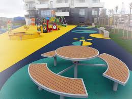Picnic gatherings have become a fun new activity in recent weeks as malaysians flock to get some fresh air and sunshine away from crowds. Freekids Picnic Table Street Furniture Zawonia Poland Free Kids S C