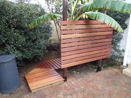 Ein zaun oder sichtschutz ist im garten das ganze jahr dem wetter ausgesetzt. 1001 Ideen Und Bilder Zum Thema Sichtschutz Fur Gartendusche