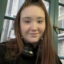 Katie Pitcher's Instagram, Twitter & Facebook