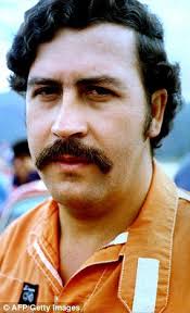 The cartel de medellín was also involved in a deadly drug war with its primary rival, the cartel de cali, for most of its existence. Who Was Pablo Escobar Leader Of The Medellin Cartel Daily Mail Online