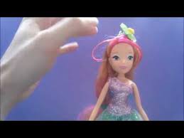 I'm an italian collector 🎎 i love #winx & #sirenix 🧚🏻‍♀️ i love #disney & #rapunzel #elsa #ariel 🏰 my passion? Winx Club Flora Sirenix Magic Doll Review So Much Glitter So Much Sirenix Magic Youtube