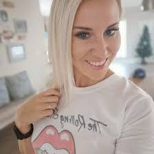 Megan Seymour's Instagram, Twitter & Facebook