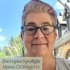 Judith Steed's Instagram, Twitter & Facebook