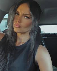 Eres bellísima, me encantaría conocerte mejor 😍