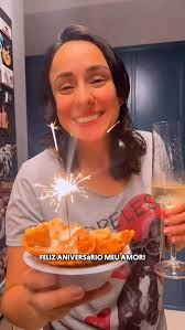 Hoje é o dia de celebrar a pessoa mais importante da minha vida, e eu  preciso falar o quanto eu amo essa mulher incrível. , ♥️A Paula, essa  pessoa especial que vocês estão vendo aqui!, Meu amor por ...