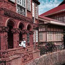 This Is Like Travelling Back To The 18th Century Philippines During The Spanish Era Philippine Architecture Las Casas Filipinas De Acuzar Philippine Houses