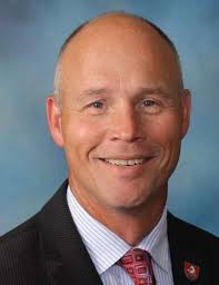 Pay raises approved for some Mundelein High employees