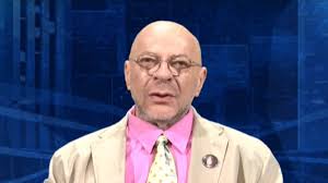 Tutti gli amori di Mauro Coruzzi: "Da anni non ho una storia, ho paura di  non piacere"