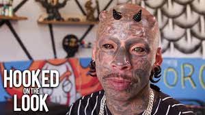 A la limite , la croix est bien aussi. I Started My Extreme Body Mod Aged 11 Hooked On The Look Youtube
