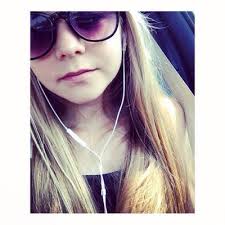 Rosie Edmonds (@rosie_edmonds)