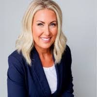 Adrienne Butts's Instagram, Twitter & Facebook