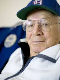 From the vault: Don Lay's Dixie hoops juggernaut