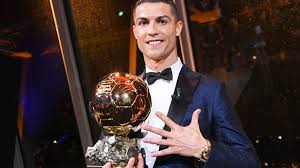 The winners of the men's ballon d'or, women's ballon d'or, kopa trophy and yachine trophy will all be announced at the 2019 ballon d'or gala, which is to be held at the théatre du châtelet in paris on 2. Ballon D Or 2018 Modric Favori Devant Les Francais Mbappe Griezmann Et Varane Pour Succeder A Ronaldo