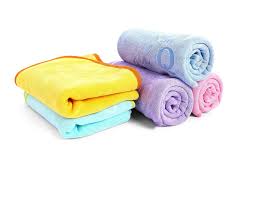 This muslin cotton baby bath towel is extremely soft. Baby Bath Towels Give Your Babies A Cheerful Bath Time Most Searched Products Times Of India
